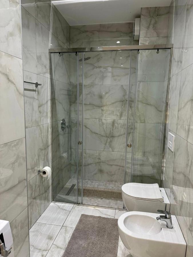 New Brilant Apartment Tirana Bagian luar foto