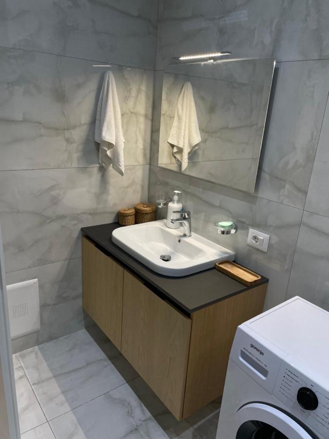 New Brilant Apartment Tirana Bagian luar foto